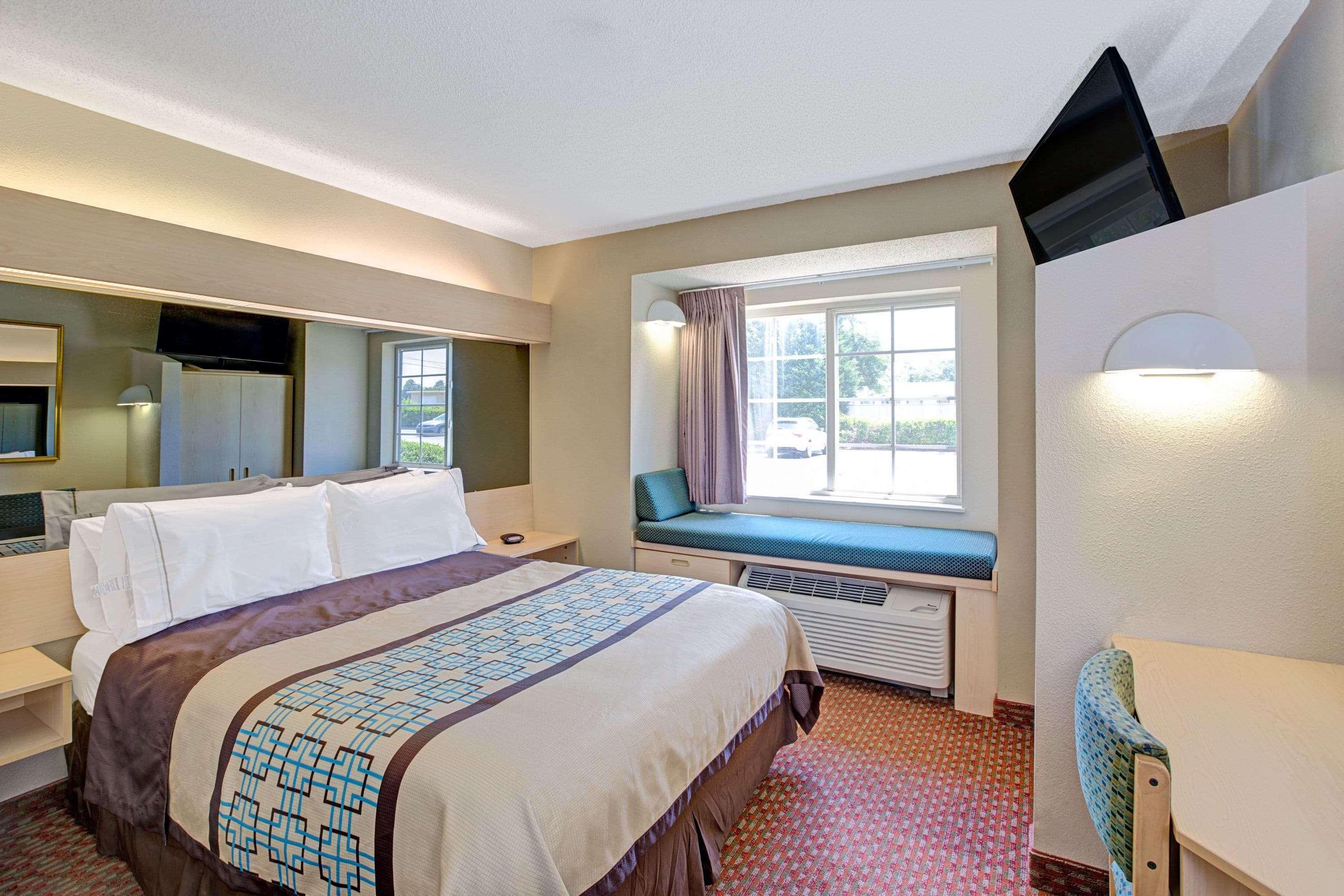 Microtel Inn & Suites By Wyndham Burlington Exterior photo