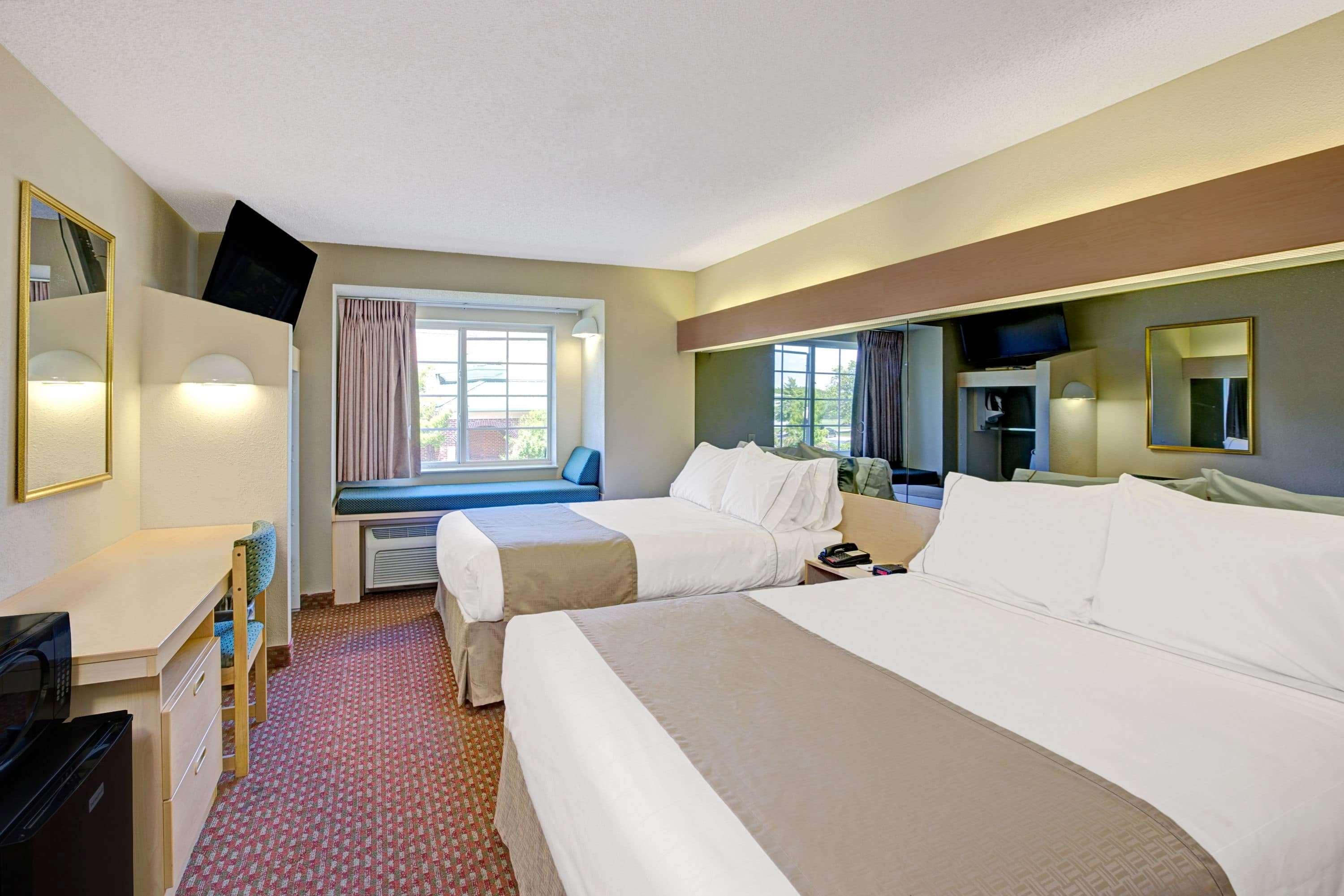 Microtel Inn & Suites By Wyndham Burlington Exterior photo